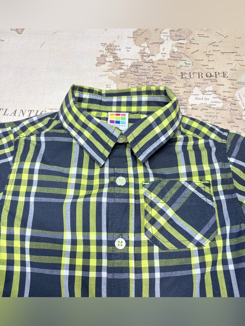 Boys 3T Healthtex Long Sleeve Button Down Up Lime Green Black Plaid Dress Shirt